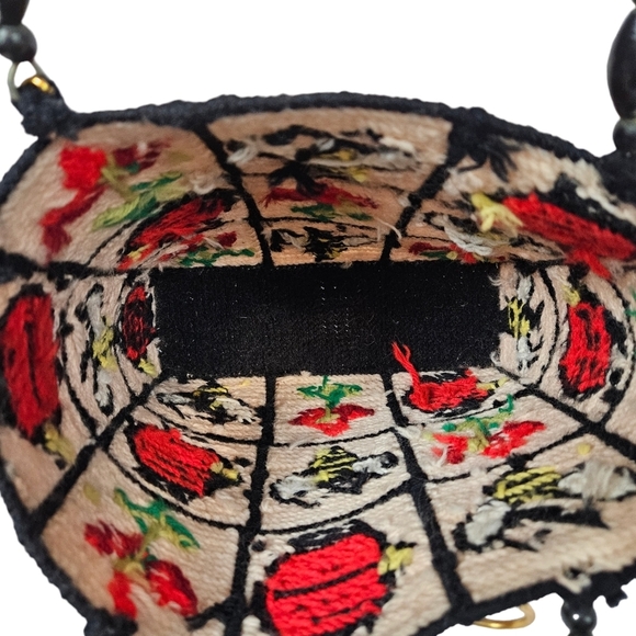 Vintage 70s Handmade Needlepoint Lady Bug Bee Flowers Small Tote Bag Purse - Picture 8 of 9